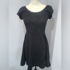 Bella‎ D Black Floral Dress Size S